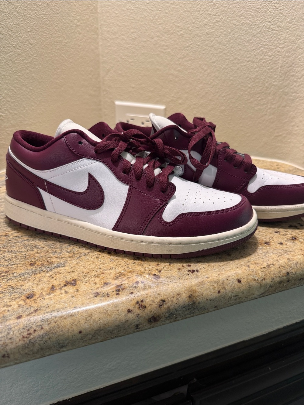 Nike Low-Top Sneakers in White and Burgundy